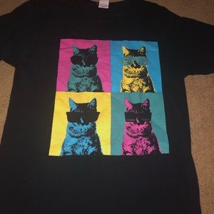 Cat graphic tee